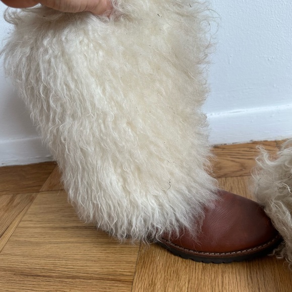 Kors Micheal Kors Mongolian Lamb Brown Leather Ivory Fur Sydney Boots Size 39 - Picture 7 of 11
